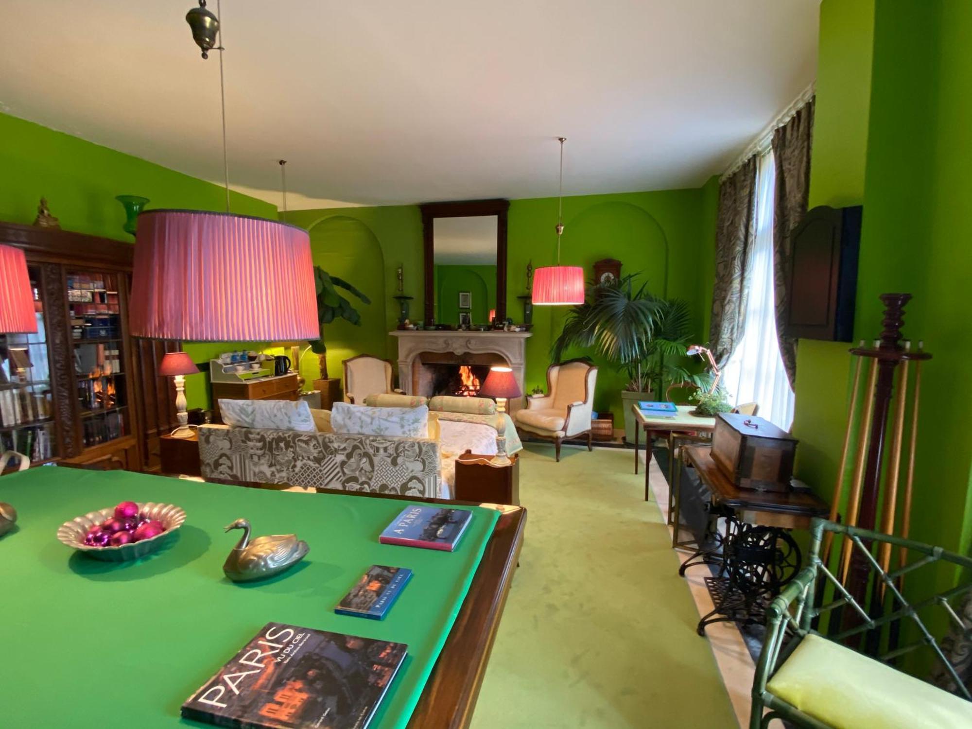 Bed & Breakfast Manoir Des Cavaliers - 3*